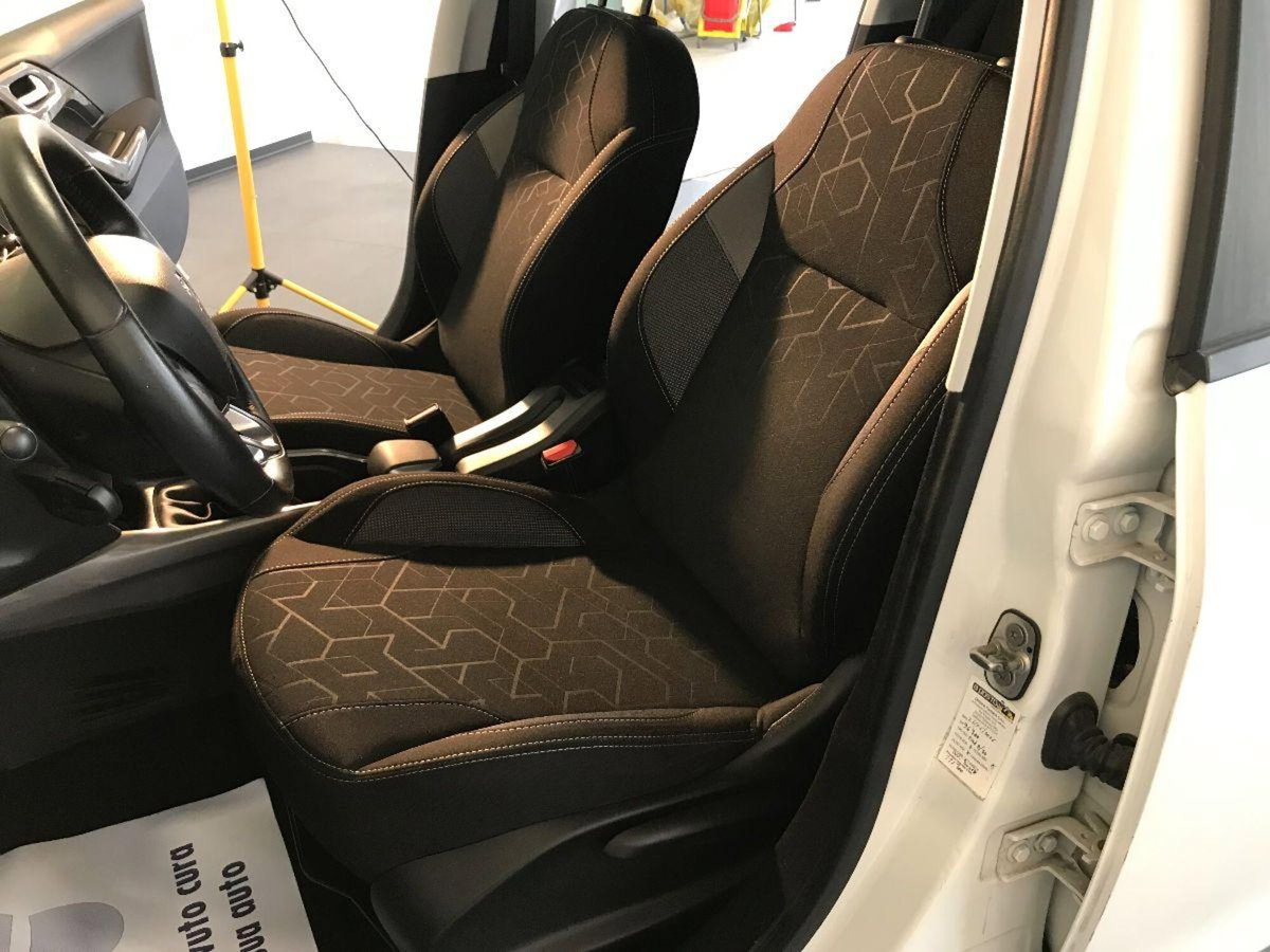 Peugeot 2008 75 Active (12)