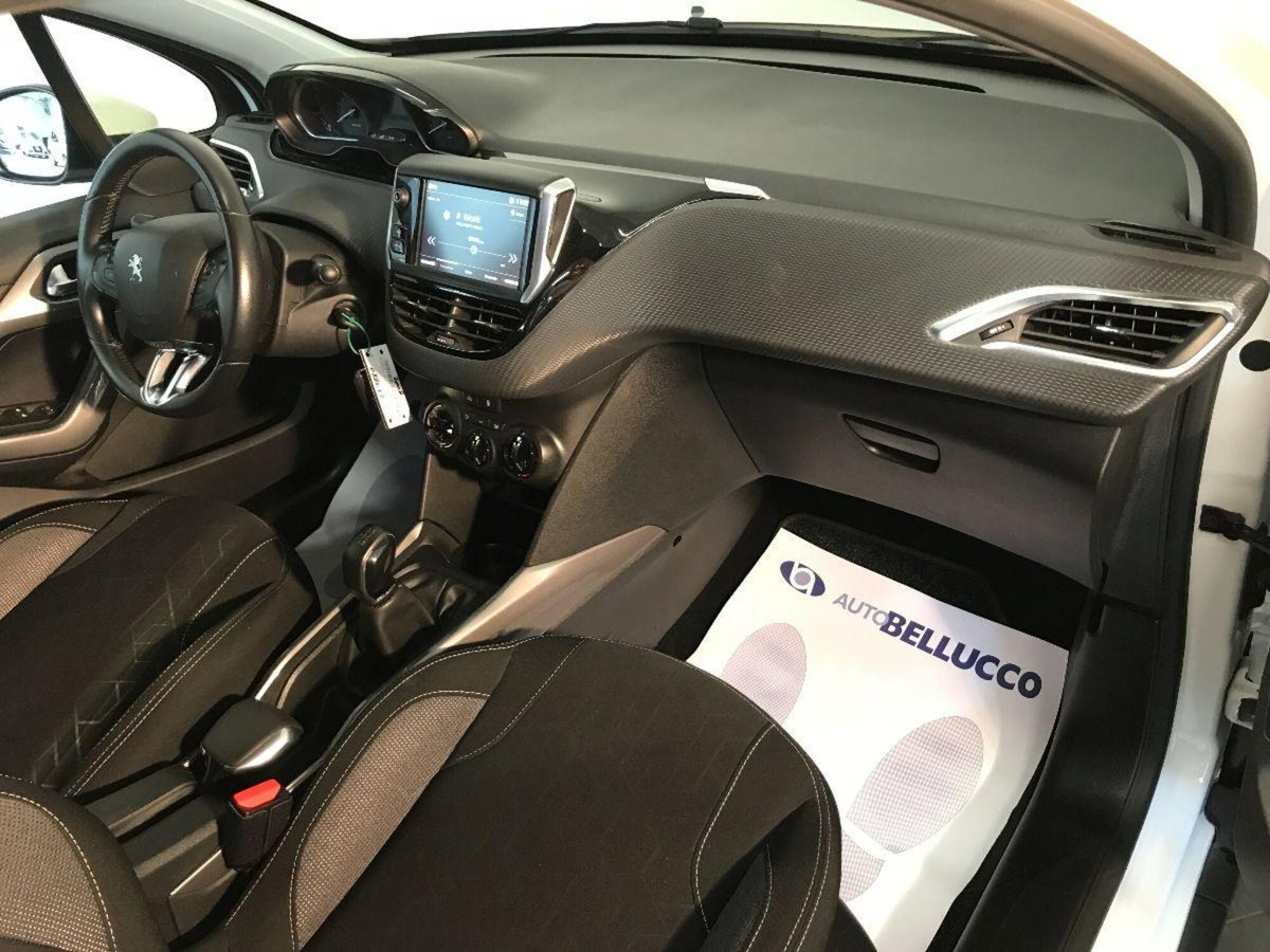 Peugeot 2008 75 Active (13)