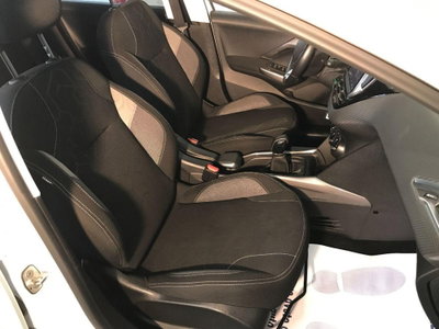 Peugeot 2008 75 Active (17)