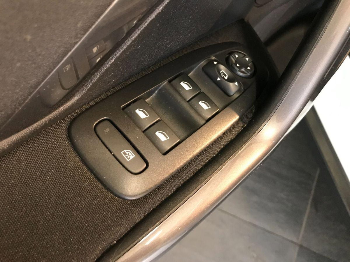 Peugeot 2008 75 Active (19)