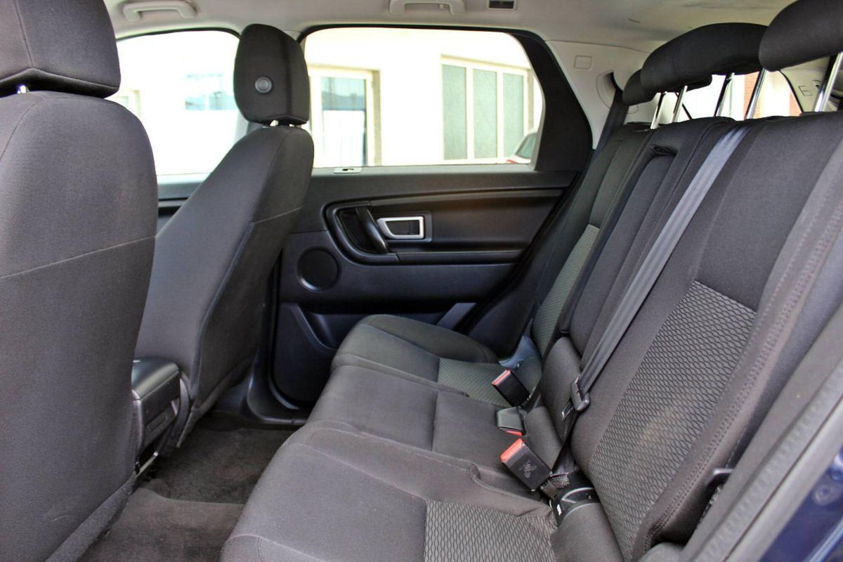 Land Rover Discovery Sport 2.0 TD4 150 CV Pure (16)