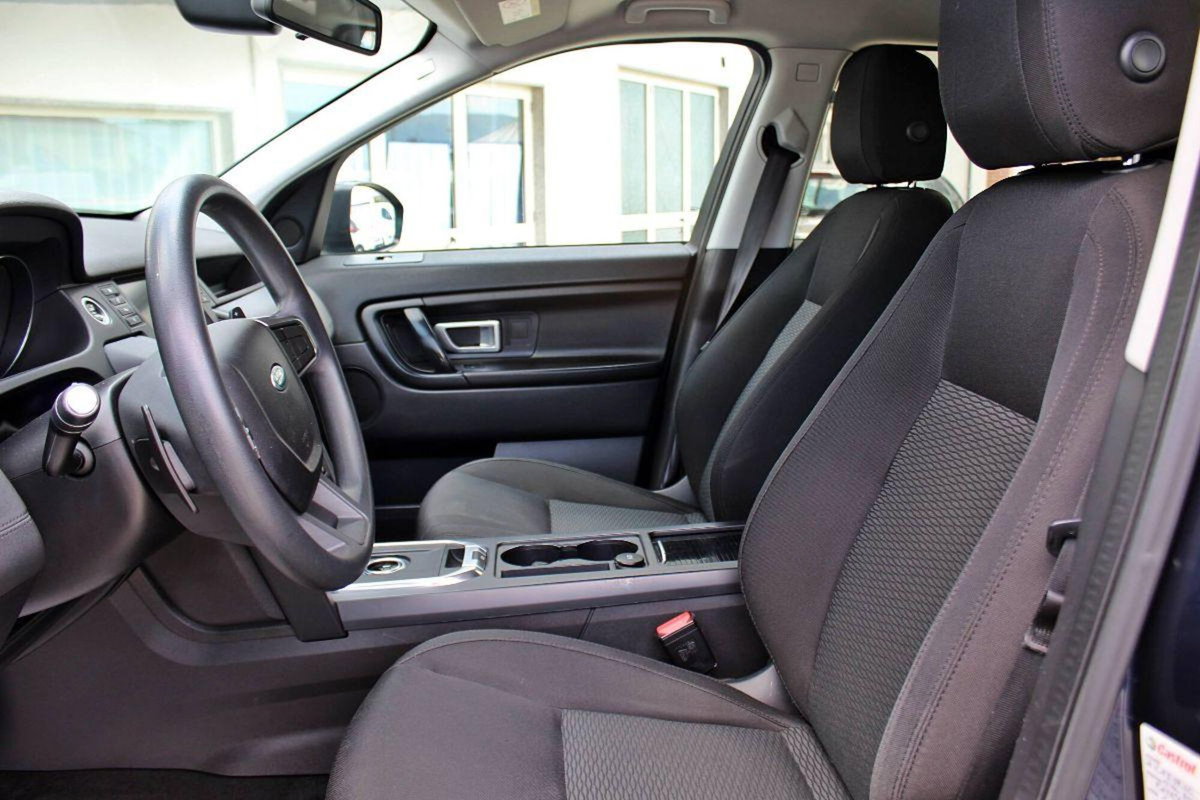 Land Rover Discovery Sport 2.0 TD4 150 CV Pure (9)