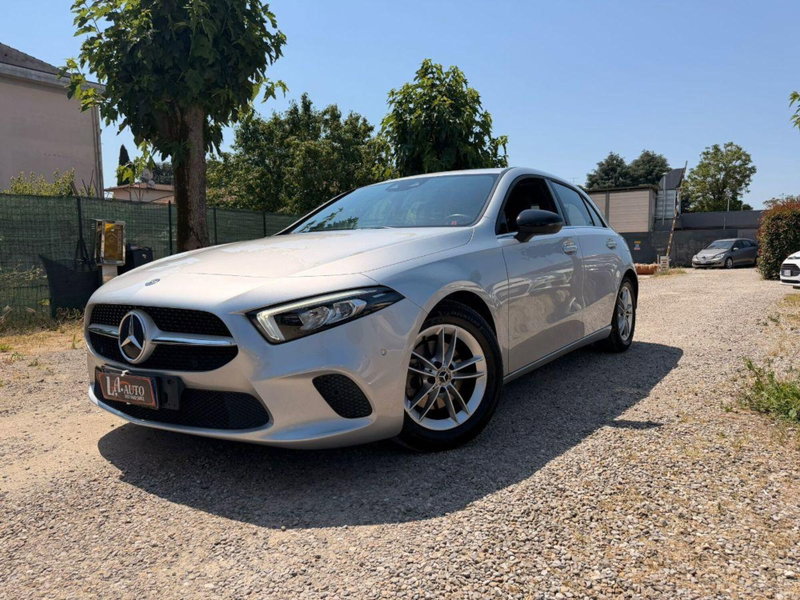 Mercedes-Benz Classe A Sedan 180 d Automatic 4p. Business