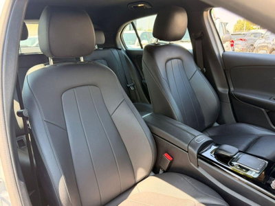 Mercedes-Benz Classe A Sedan 180 d Automatic 4p. Business (13)