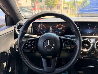 Mercedes-Benz Classe A Sedan 180 d Automatic 4p. Business (9)