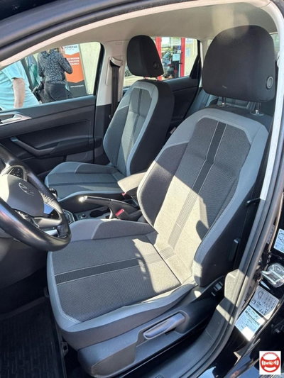 Volkswagen Polo 1.0 tsi Style 95cv (11)