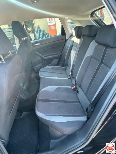 Volkswagen Polo 1.0 tsi Style 95cv (12)