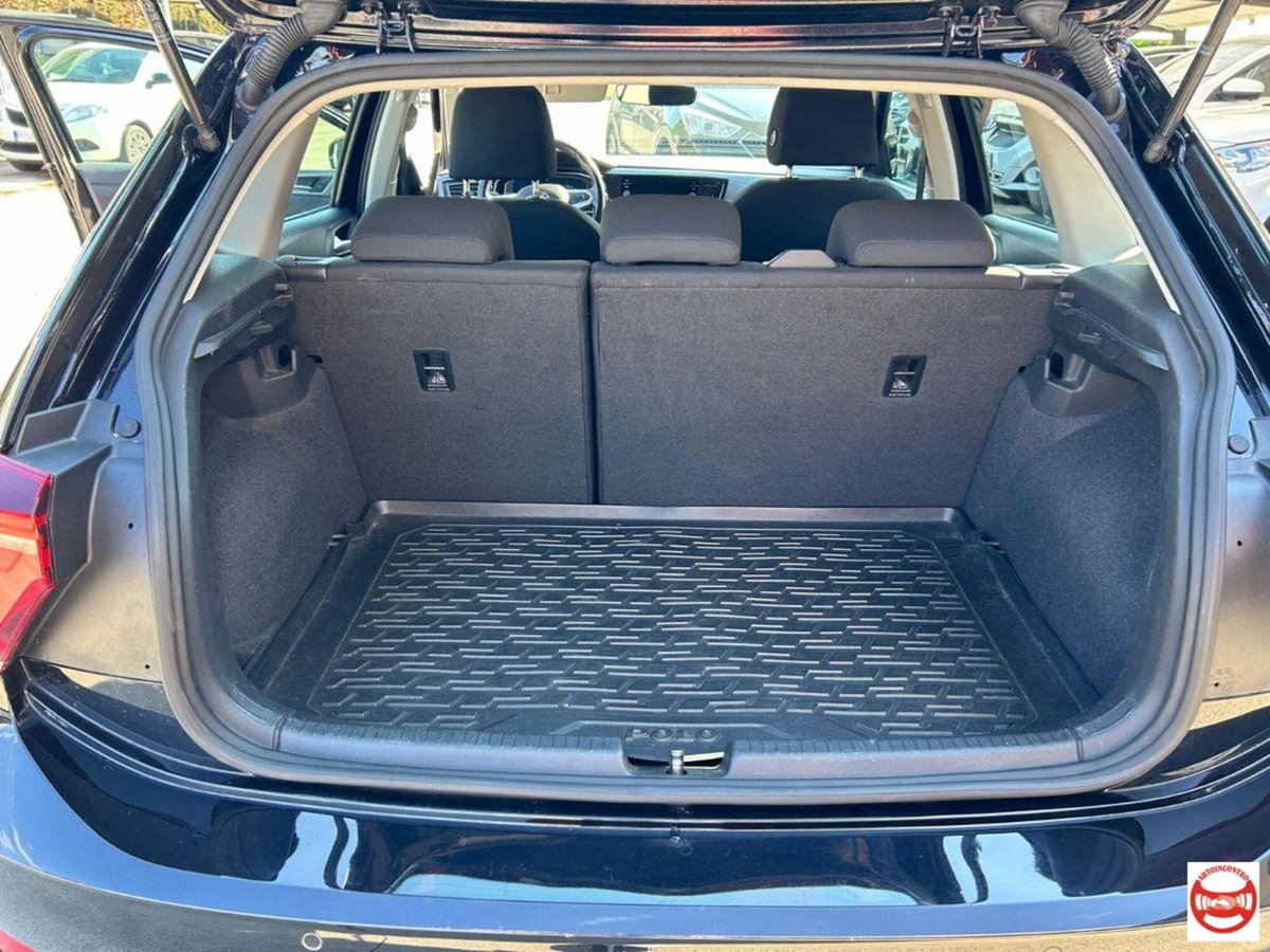 Volkswagen Polo 1.0 tsi Style 95cv (13)