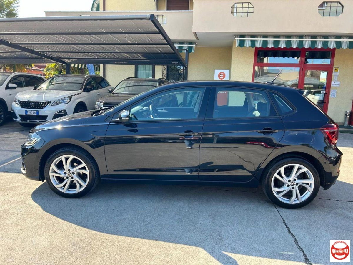 Volkswagen Polo 1.0 tsi Style 95cv (2)