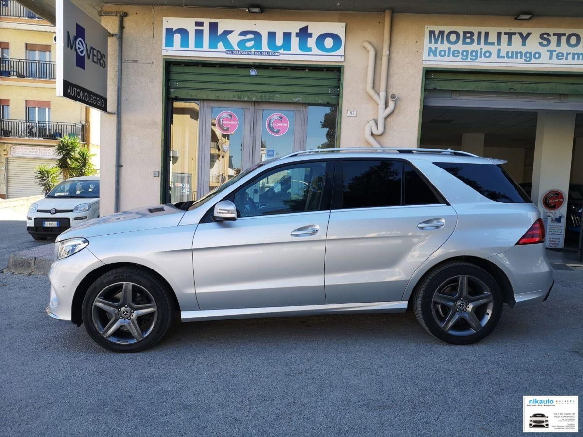 Mercedes-Benz GLE SUV 250 d 4Matic Premium (4)