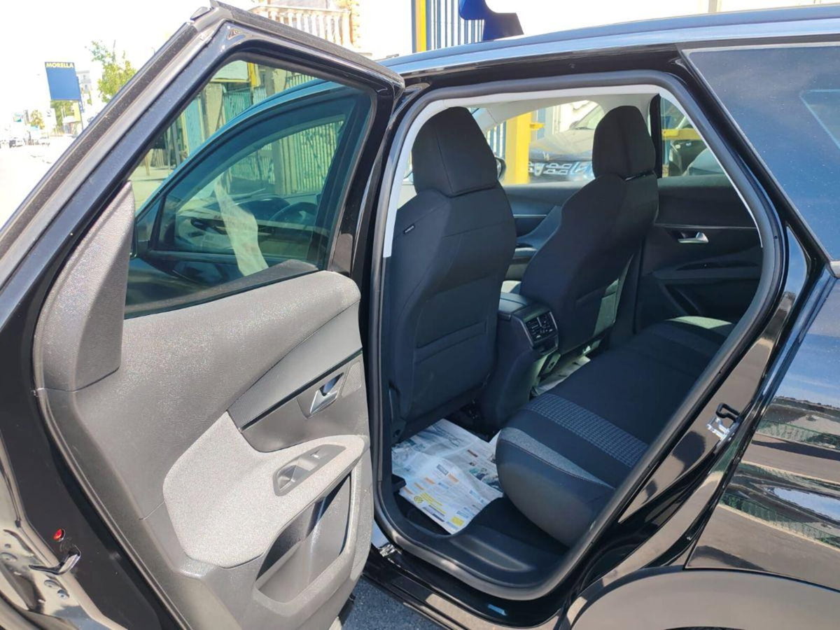 Peugeot 3008 BlueHDi 130 S&S Business (12)