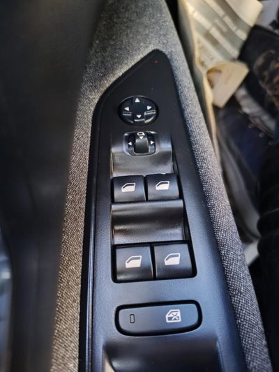 Peugeot 3008 BlueHDi 130 S&S Business (13)