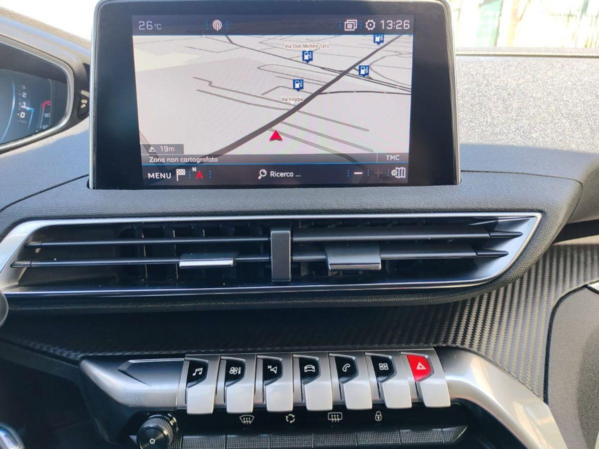 Peugeot 3008 BlueHDi 130 S&S Business (18)