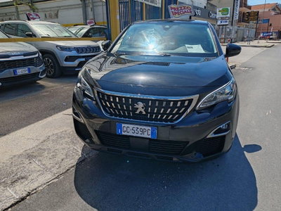 Peugeot 3008 BlueHDi 130 S&S Business (2)