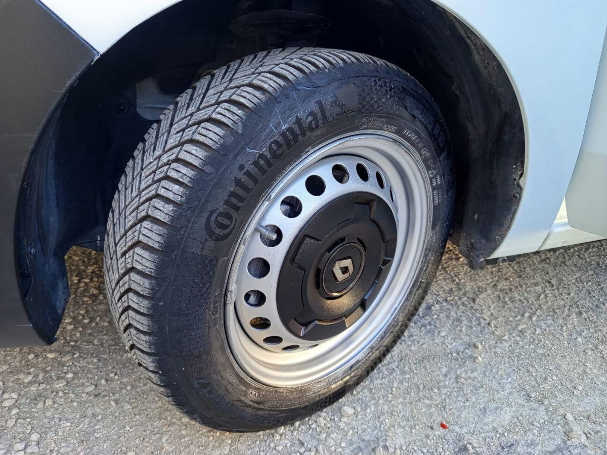 Renault Kangoo Blue dCi 95CV Express Furgone Ice (13)