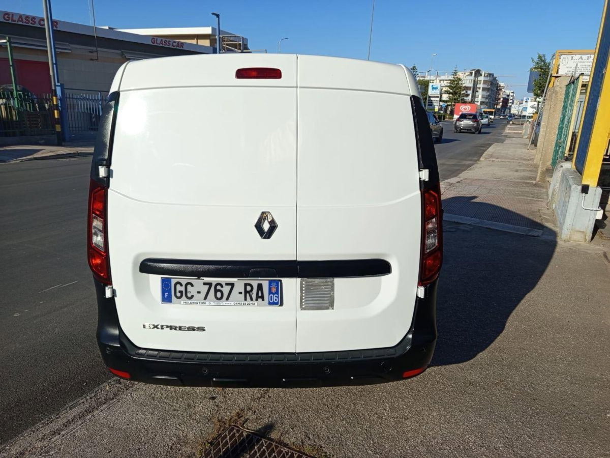 Renault Kangoo Blue dCi 95CV Express Furgone Ice (7)