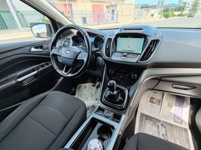 Ford Kuga 1.5 TDCI 120 CV S&S 2WD Business (17)