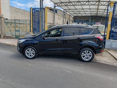 Ford Kuga 1.5 TDCI 120 CV S&S 2WD Business (4)