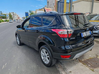 Ford Kuga 1.5 TDCI 120 CV S&S 2WD Business (8)