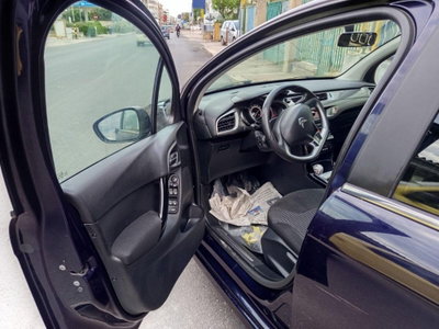 Citroen C3 1.4 HDi 70CV Exclusive (11)