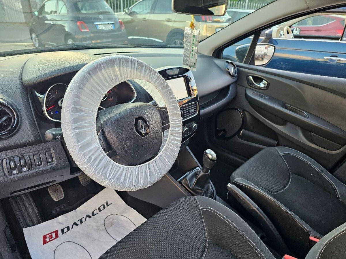 Renault Clio dCi 8V 75 CV Start&Stop 5 porte Energy Intens (16)