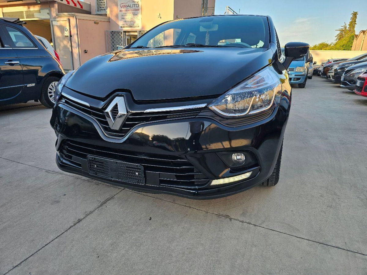 Renault Clio dCi 8V 75 CV Start&Stop 5 porte Energy Intens (2)