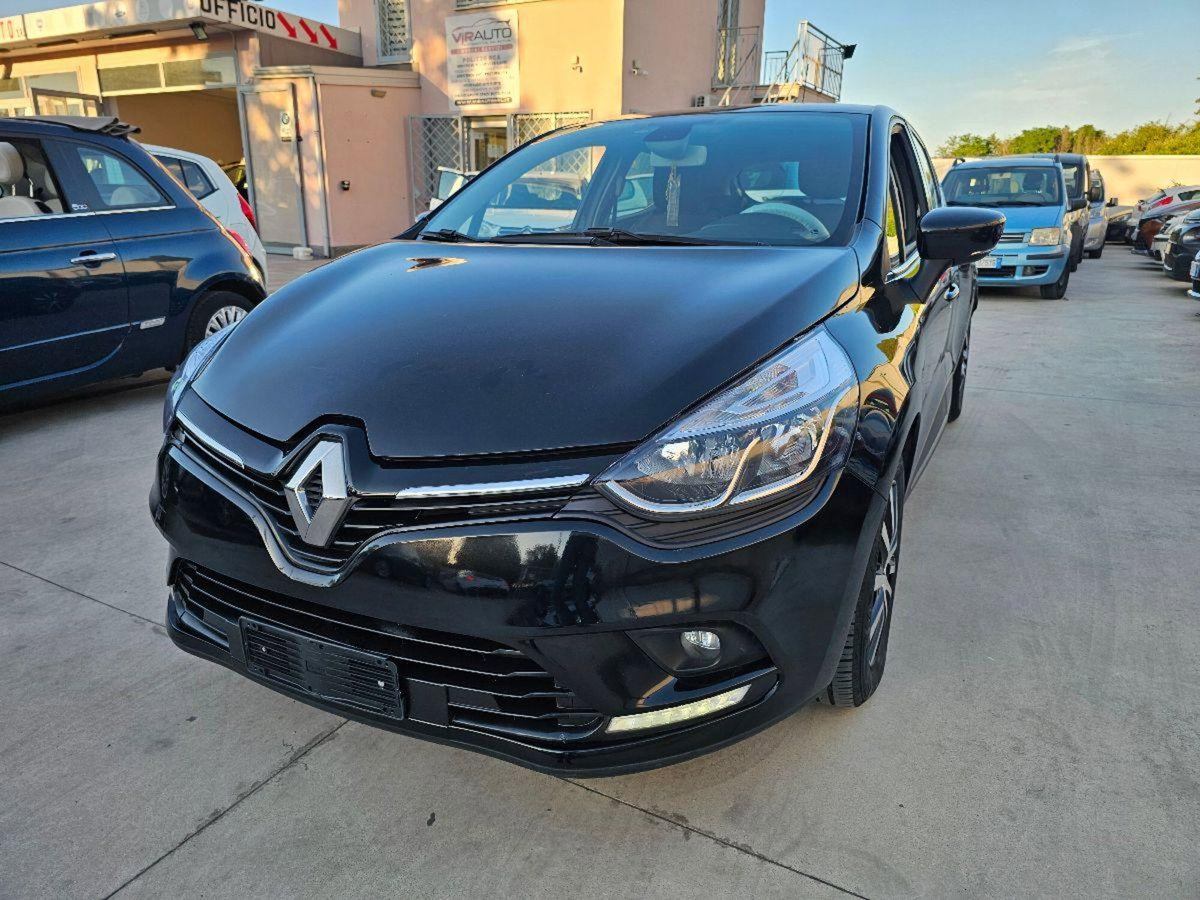 Renault Clio dCi 8V 75 CV Start&Stop 5 porte Energy Intens (3)