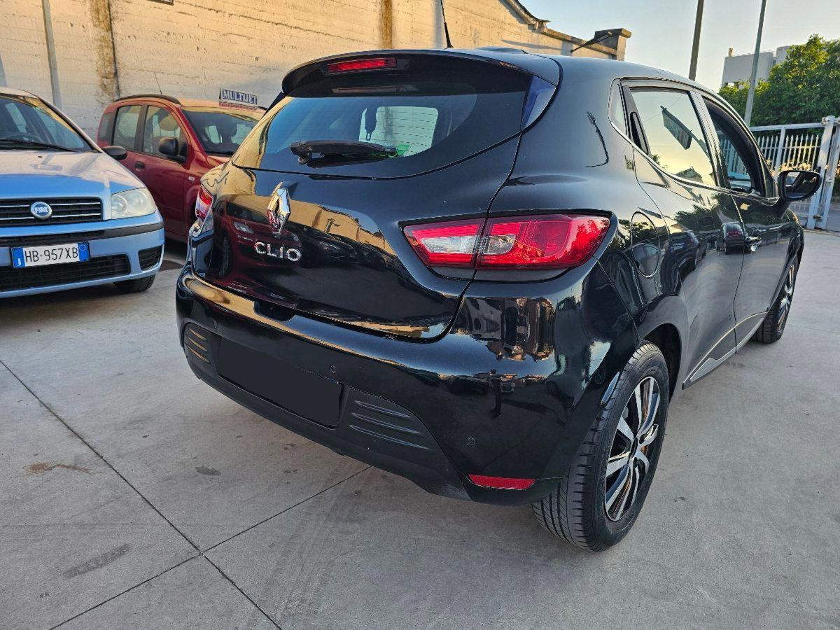 Renault Clio dCi 8V 75 CV Start&Stop 5 porte Energy Intens (8)