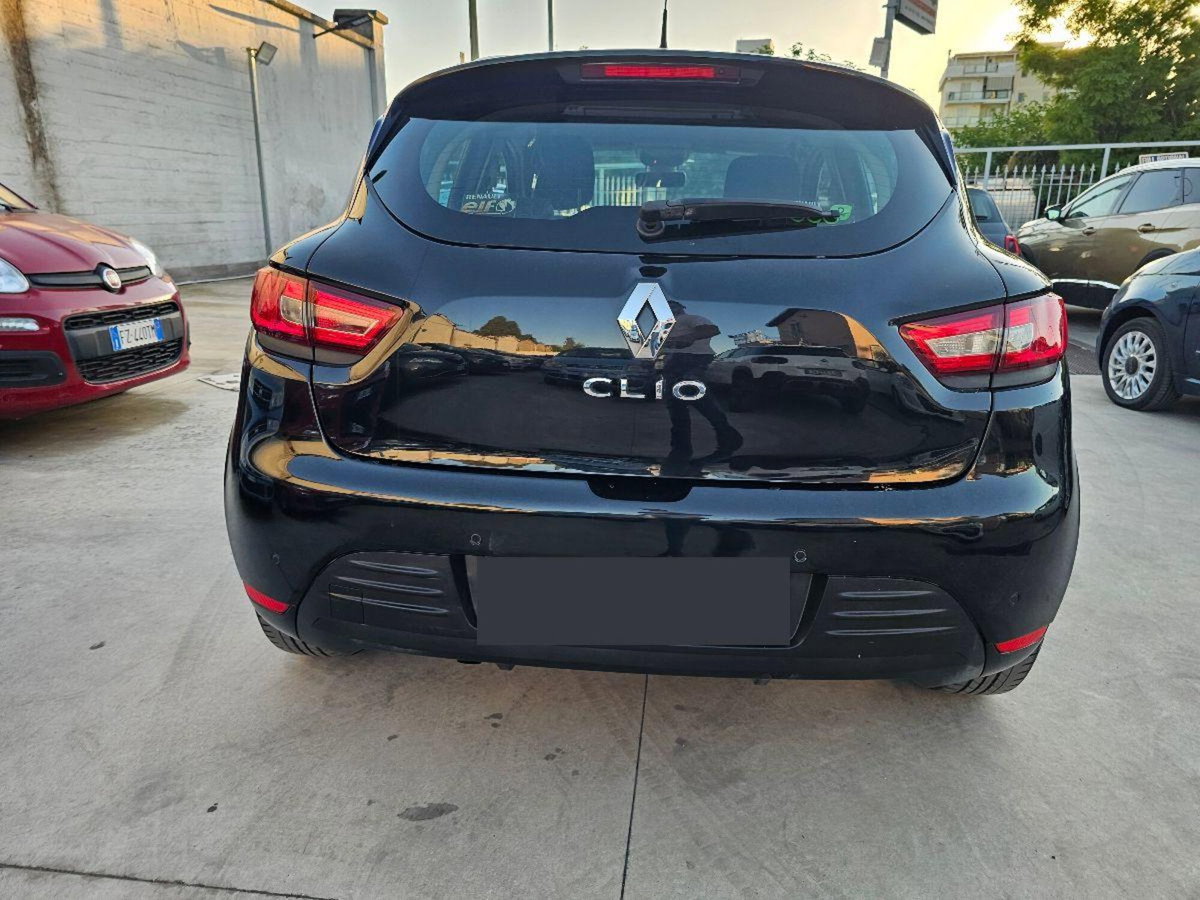 Renault Clio dCi 8V 75 CV Start&Stop 5 porte Energy Intens (9)