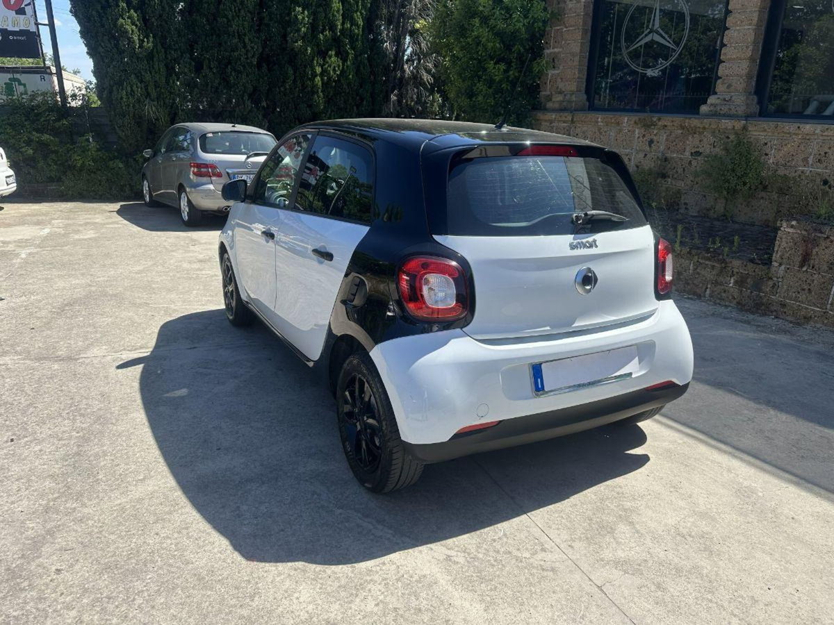 smart forfour forfour 60 1.0 Black Passion (4)