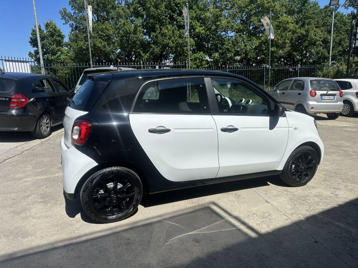 smart forfour forfour 60 1.0 Black Passion (7)