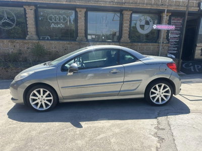 Peugeot 207 Cabrio VTi 120CV CC Roland Garros (4)