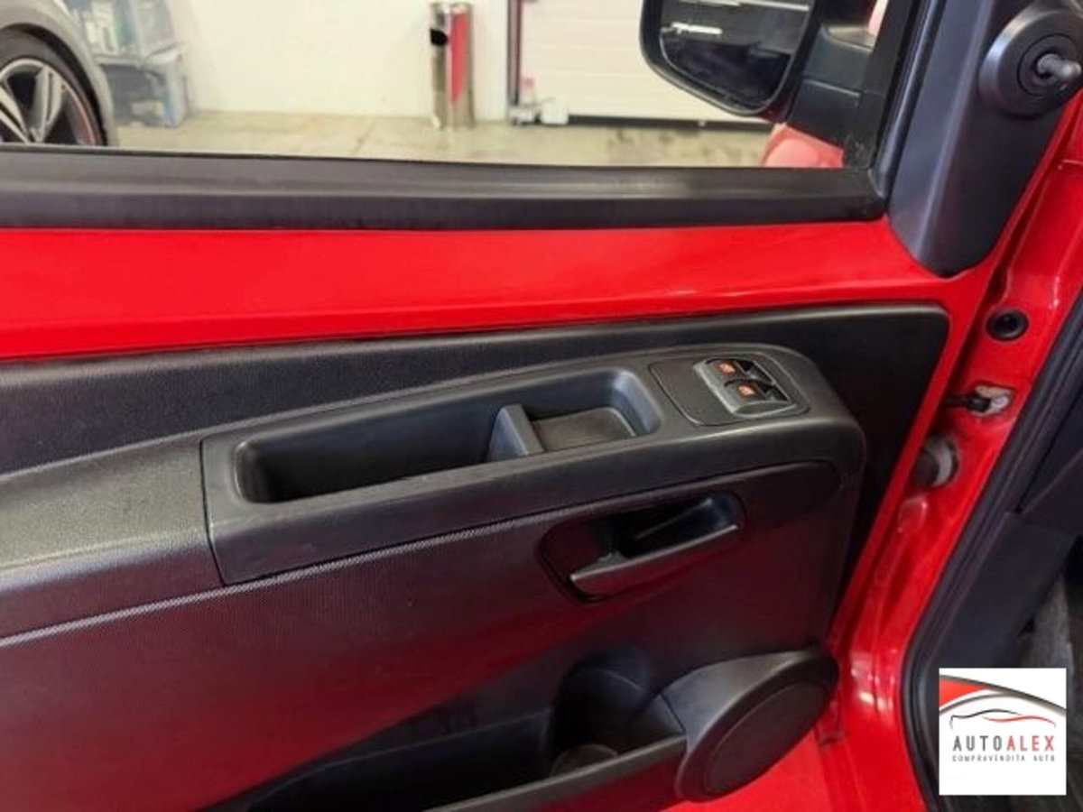 Fiat Qubo 1.4 8V 77 CV Dynamic Natural Power (17)