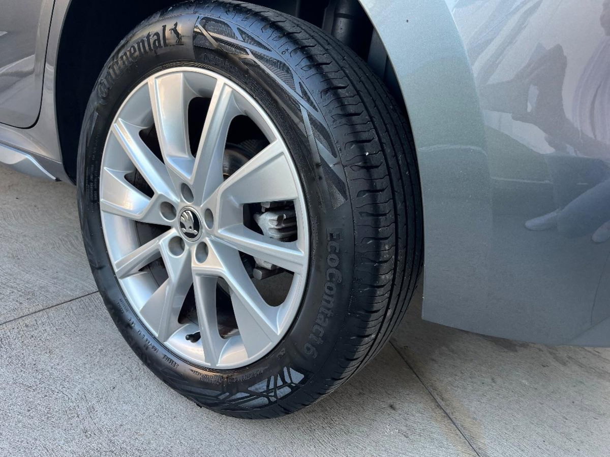 Skoda Kamiq 1.5 TSI ACT DSG Style (16)