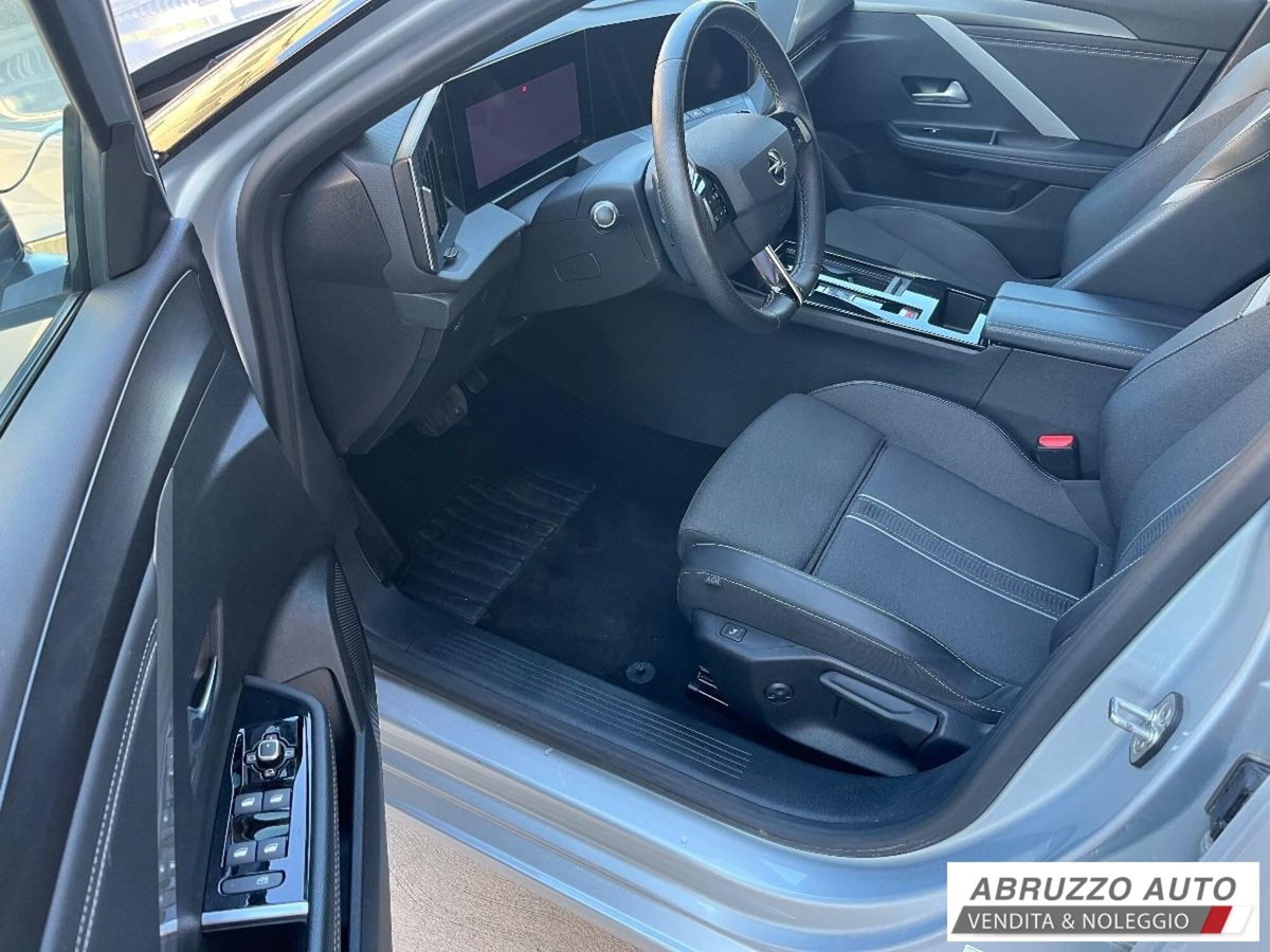 Opel Astra 1.2 Turbo 130 CV AT8 GS Line (7)