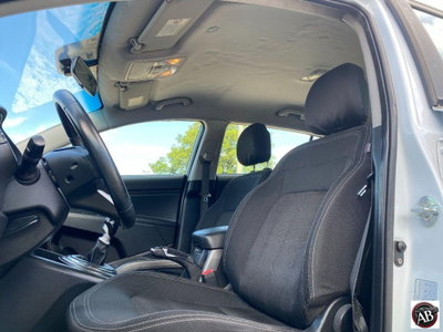 Kia Sportage 1.7 CRDI VGT 2WD Active (12)