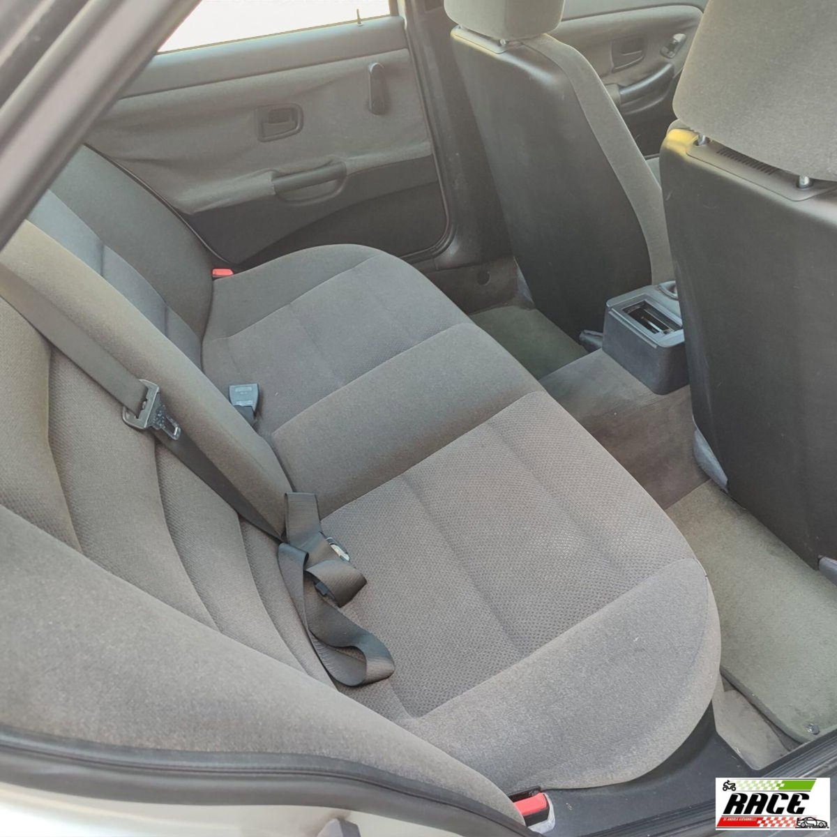 BMW Serie 3 316i 4 porte (19)