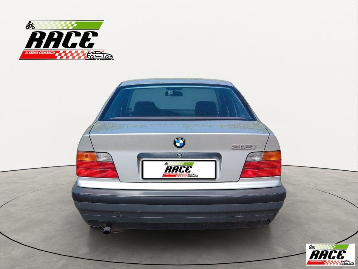 BMW Serie 3 316i 4 porte (5)