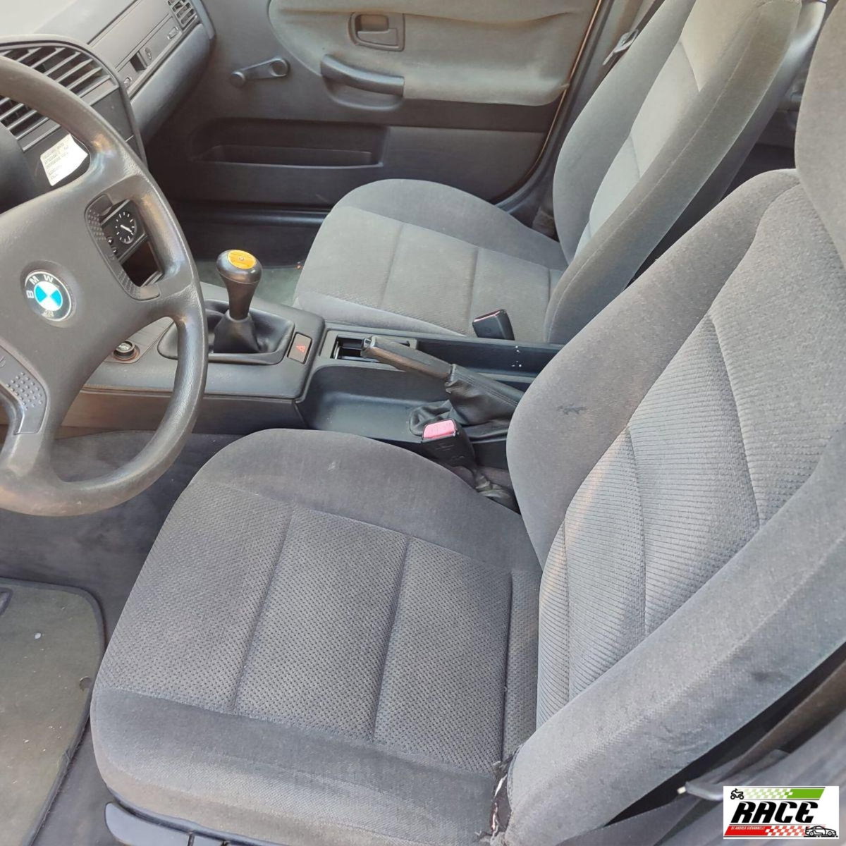 BMW Serie 3 316i 4 porte (9)