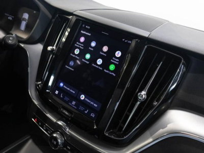 Volvo XC60 B4 automatico Core (14)