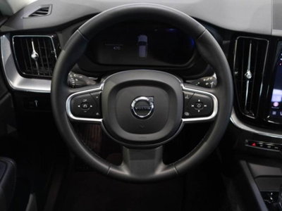 Volvo XC60 B4 automatico Core (5)