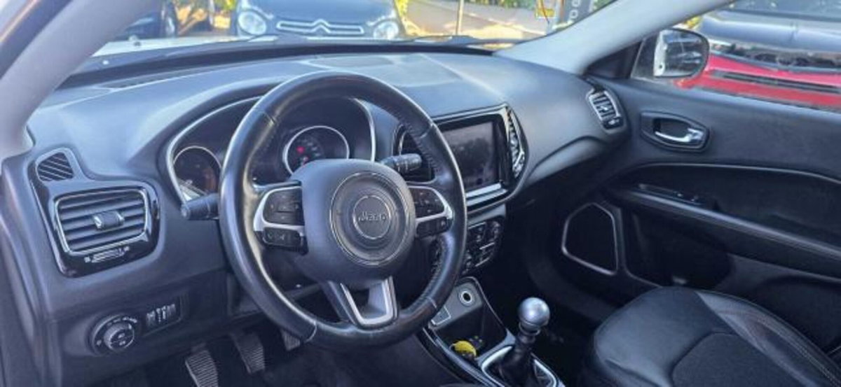 Jeep Compass 1.6 Multijet II 2WD S (5)