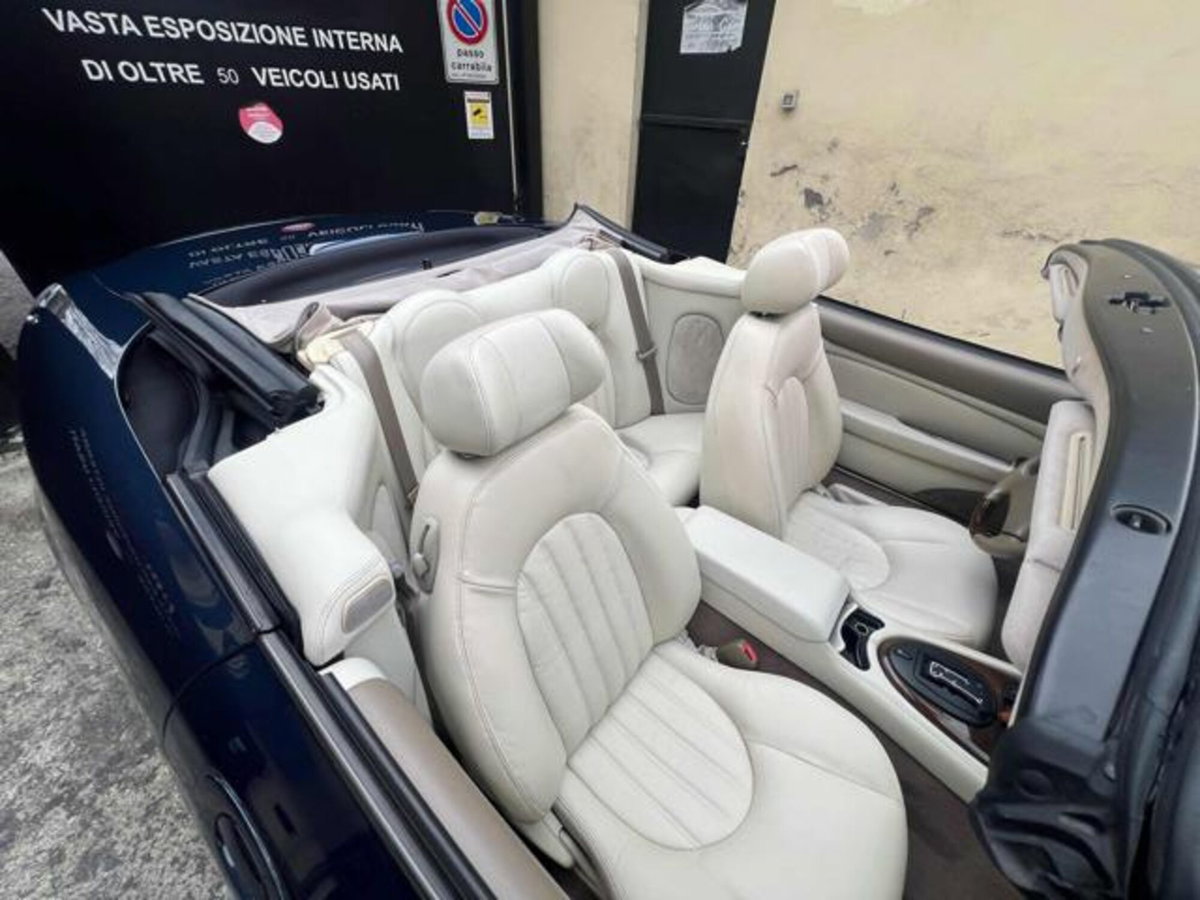 Jaguar XK8 4.0 Convertibile (16)