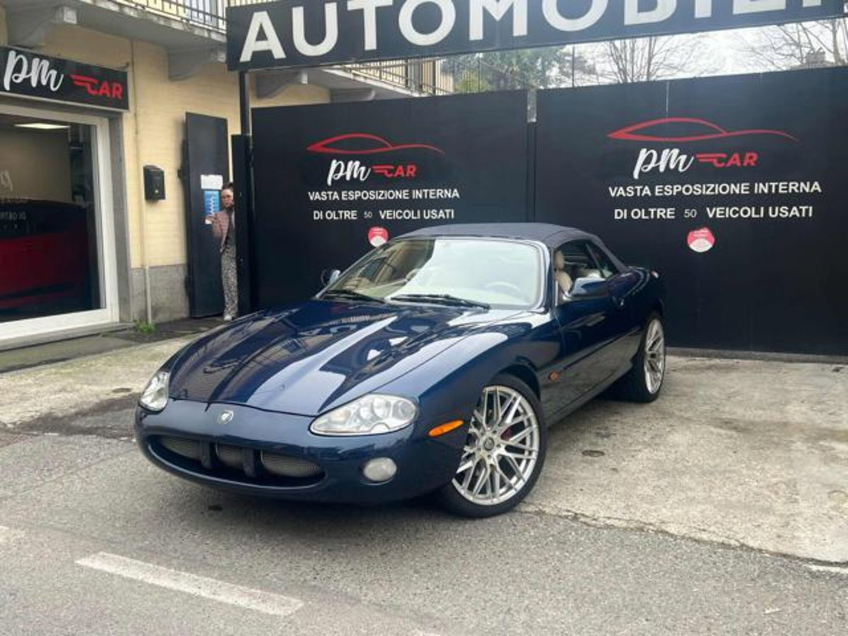 Jaguar XK8 4.0 Convertibile (18)