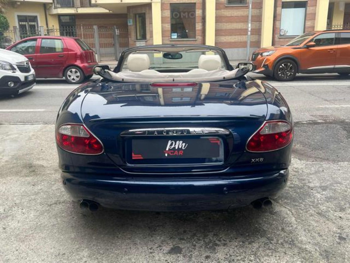 Jaguar XK8 4.0 Convertibile (6)