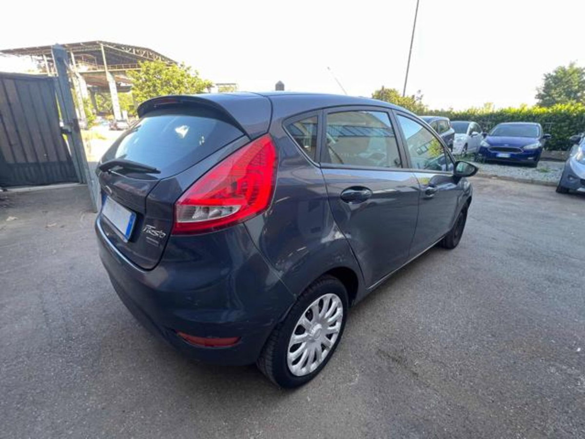 Ford Fiesta 1.4 TDCi 5p. Titanium (4)