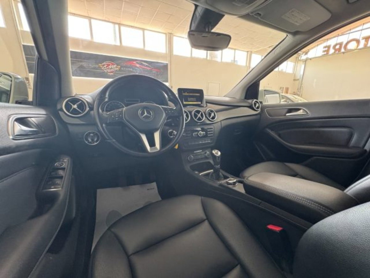 Mercedes-Benz Classe B 200 CDI BlueEFFICIENCY Premium (18)