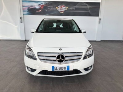 Mercedes-Benz Classe B 200 CDI BlueEFFICIENCY Premium (2)