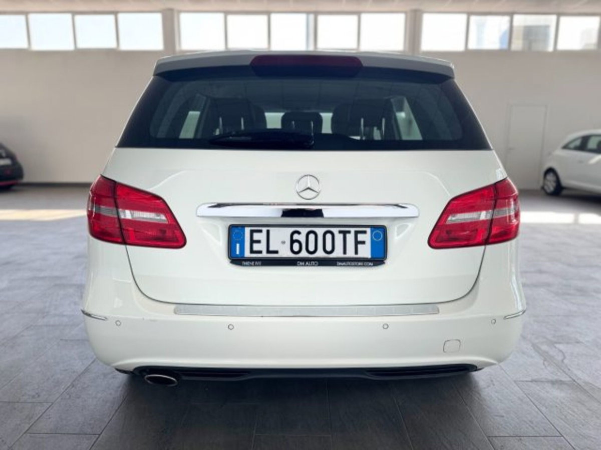 Mercedes-Benz Classe B 200 CDI BlueEFFICIENCY Premium (6)