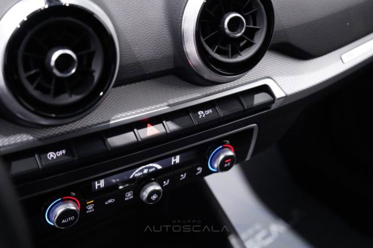 Audi Q2 Q2 35 TDI quattro S tronic S line Edition (17)